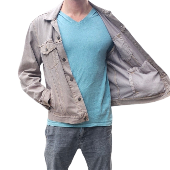 *** SOLD *** Levi's Limited Edition Vintage Style Trucker Mushroom Denim Jacket - Picture 9 of 15